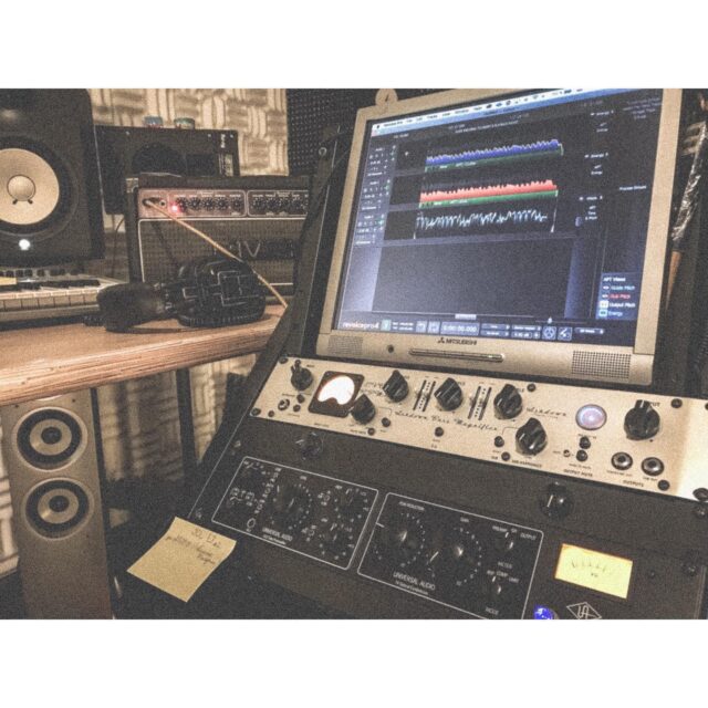 www.hypersound.ru